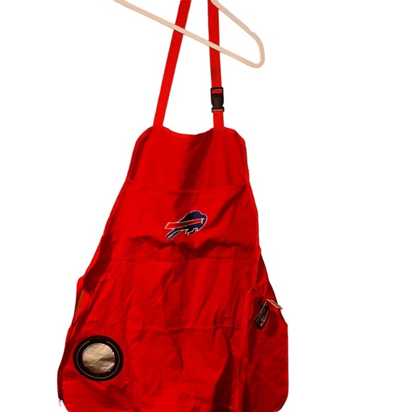 Nfl Buffalo Bills Red Grilling Apron with embroidered logo - Picture 2 of 3